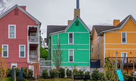 Chicago Home Prices Surge 6.9% as Western Markets Collapse