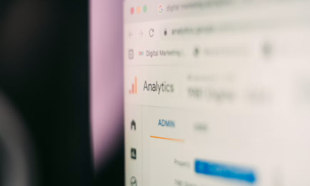 New AI Search Tools Intensify Competition Among Major Internet Companies