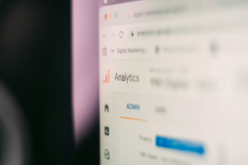 New AI Search Tools Intensify Competition Among Major Internet Companies